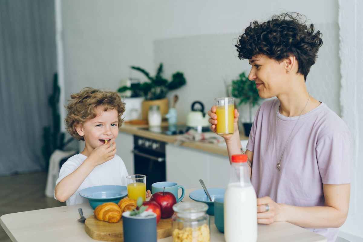 Crianças com hábitos alimentares saudáveis